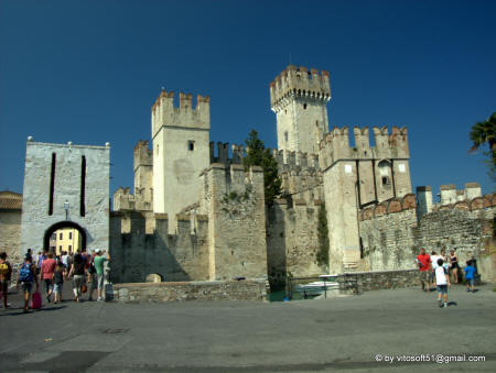 Sirmione-Rocca scaligera