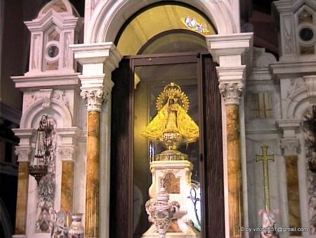 Santiago de Cuba-Madonna del Cobre